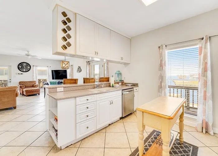 Relax By The Bay Holiday home Gulf Shores